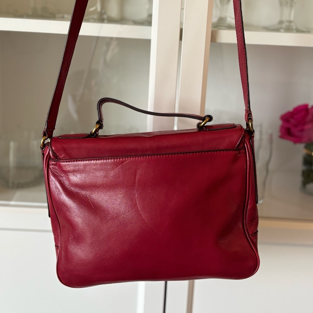 Fossil Red Leather Crossbody • Gold Turn‑Lock • Top Handle - Picture 6 of 16